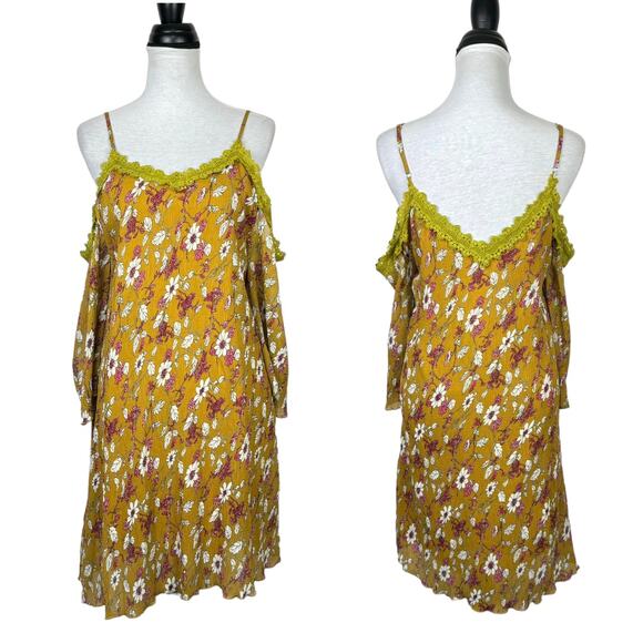 L Love NWT Mustard Yellow Floral Crepe Texture & Lace Cold Shoulder Mini Dress - Picture 1 of 10